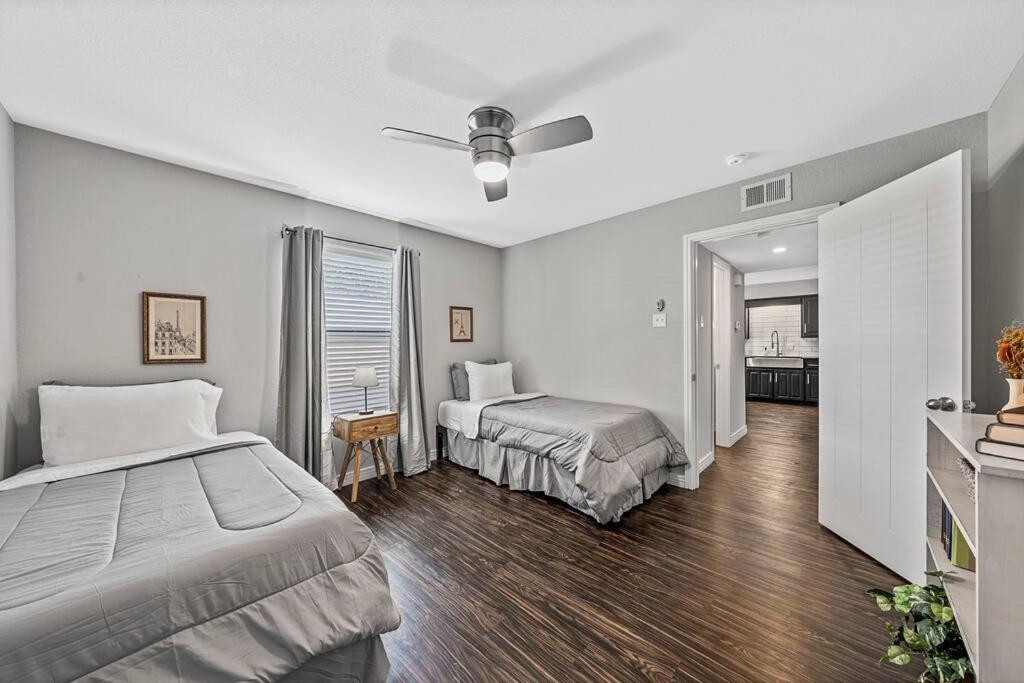 واكو Luxe Condo In City Center المظهر الخارجي الصورة